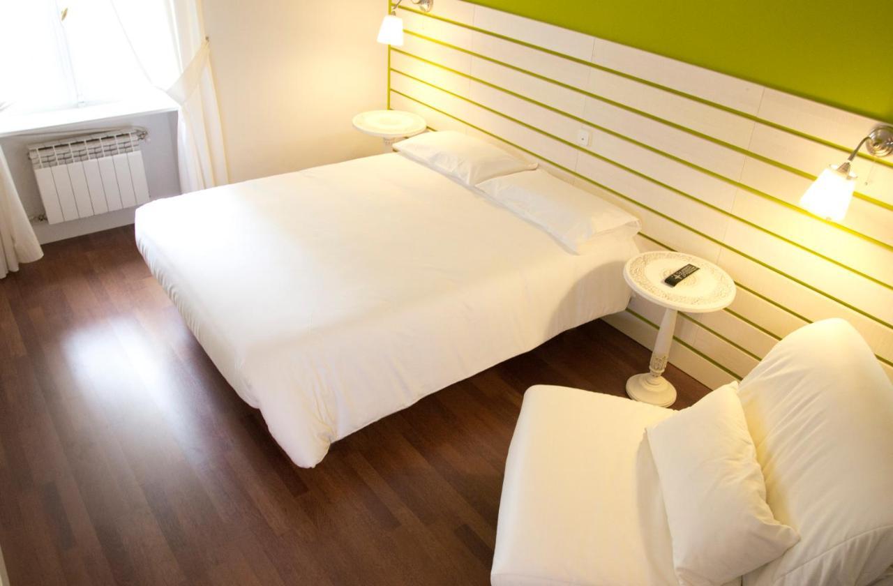 Hostal Boreal Mistral Burgos Exterior photo