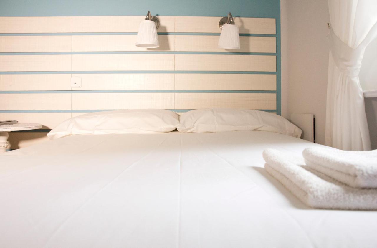 Hostal Boreal Mistral Burgos Exterior photo